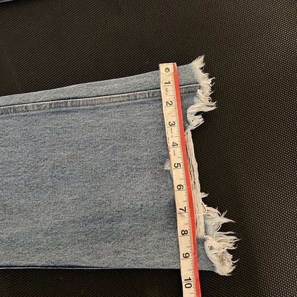 Evidnt Button Fly Raw Hem Distressed Jeans - Picture 14 of 15